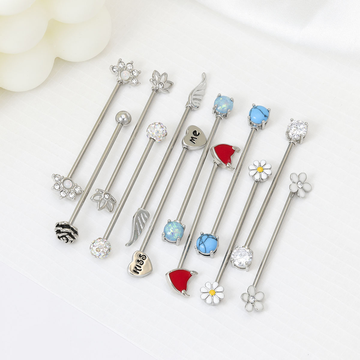 Body Jewelry Industrial - 16G Pfeile Herzen Industrial Barbell Chirurgenstahl