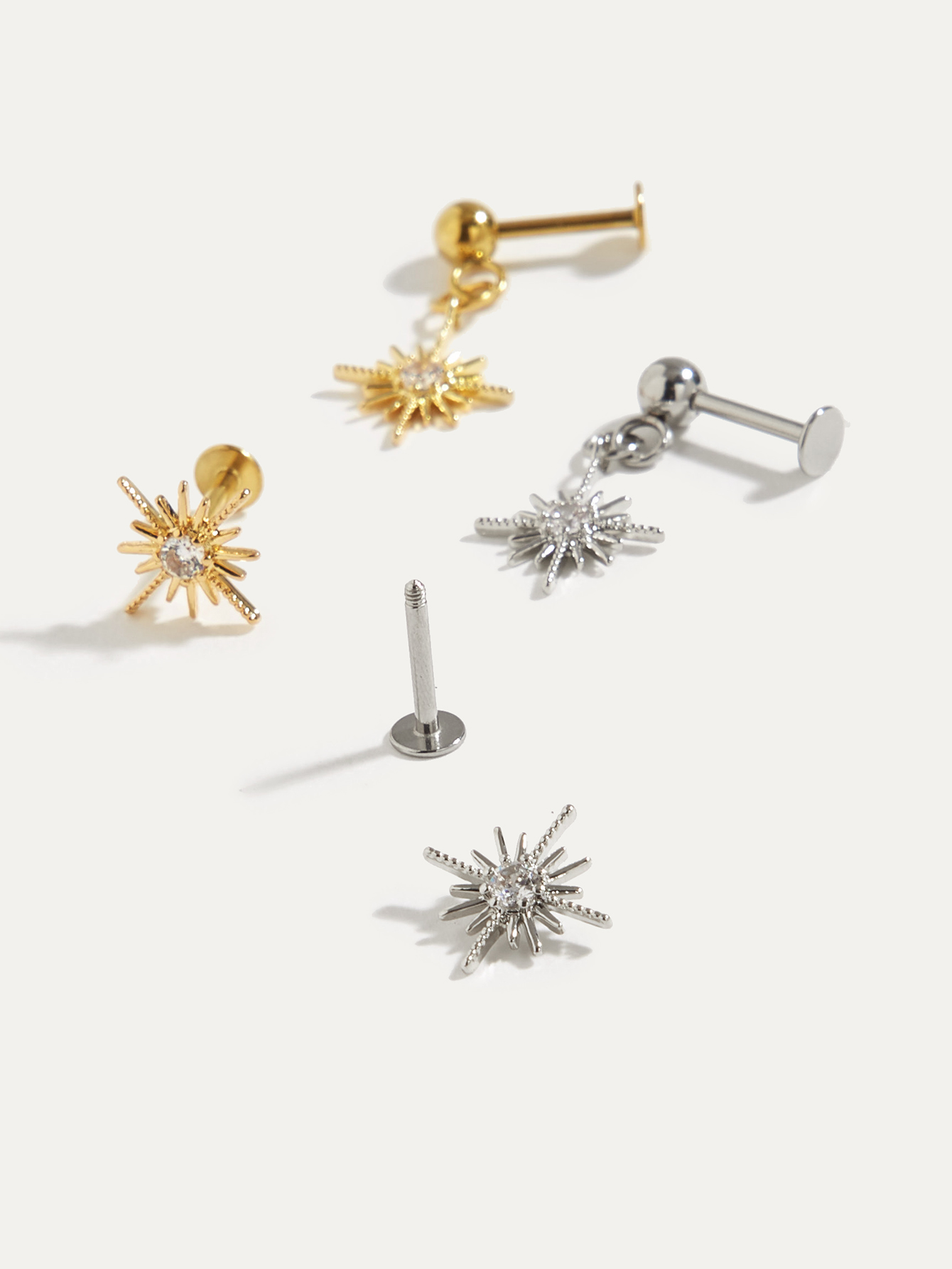 Glitzernde Ohrstecker aus Edel – Body Jewelry For Sale Bewertung und Preis